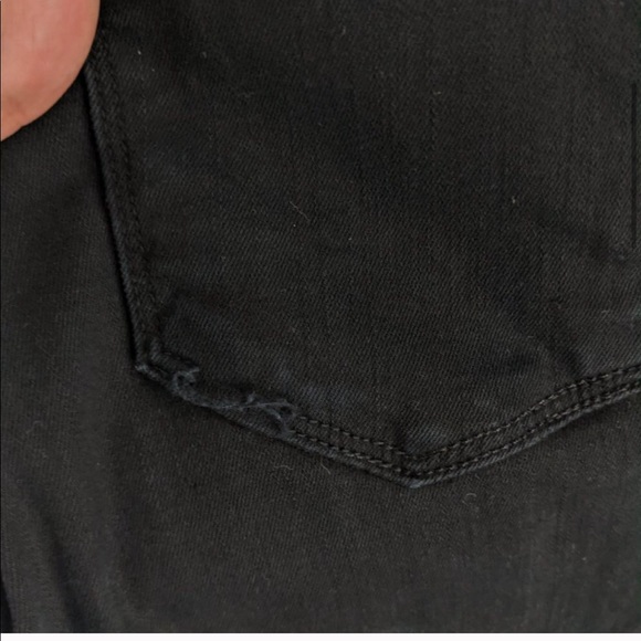 Frame Le Skinny de Jeanne distressed black jeans - Picture 5 of 9